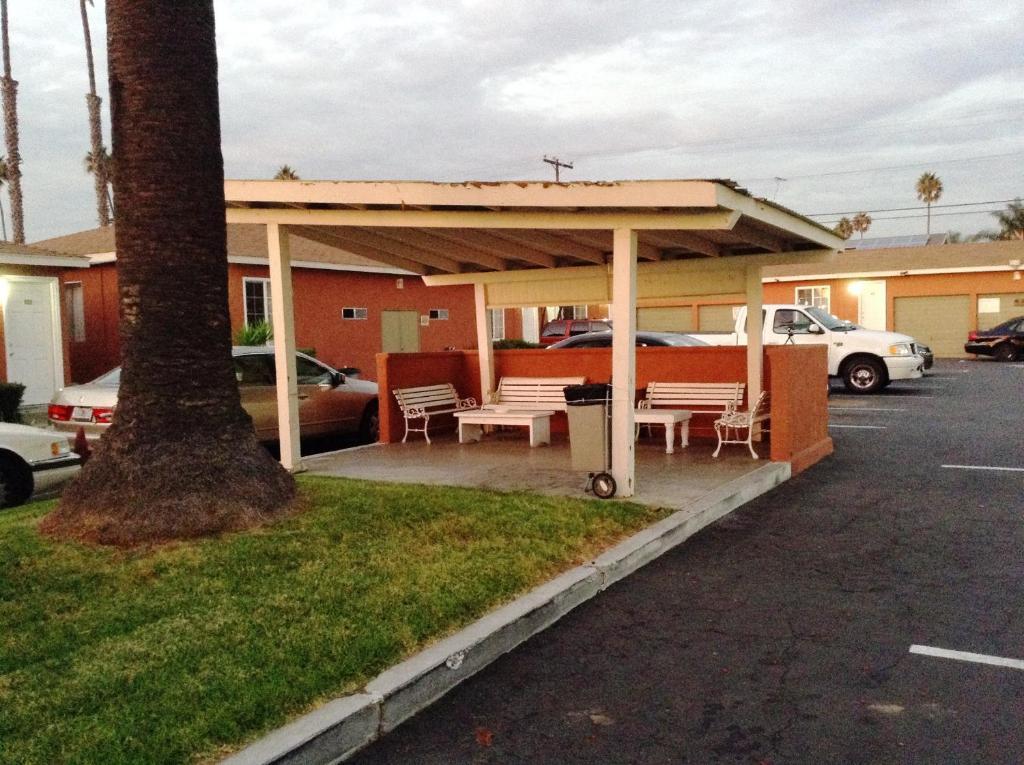 Oceanside Inn & Suites Exterior foto