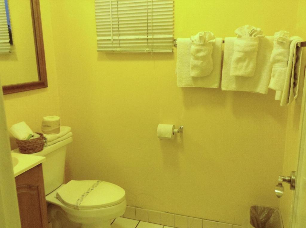 Oceanside Inn & Suites Quarto foto