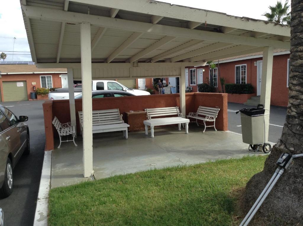 Oceanside Inn & Suites Exterior foto