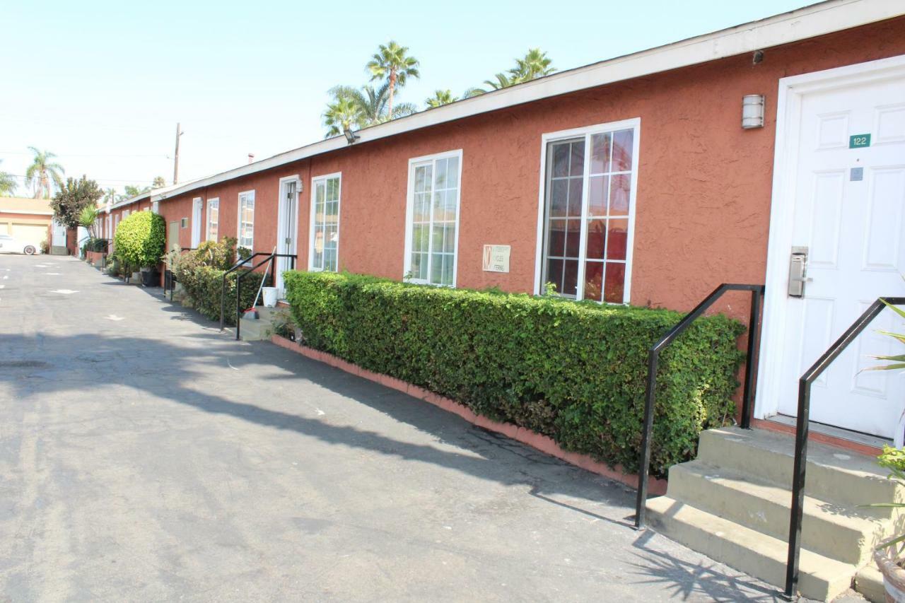 Oceanside Inn & Suites Exterior foto