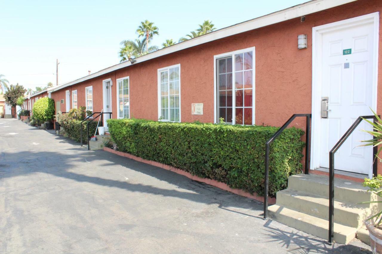 Oceanside Inn & Suites Exterior foto